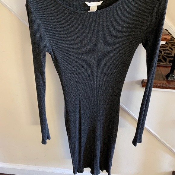 H&M Basic Dress - Picture 1 of 2